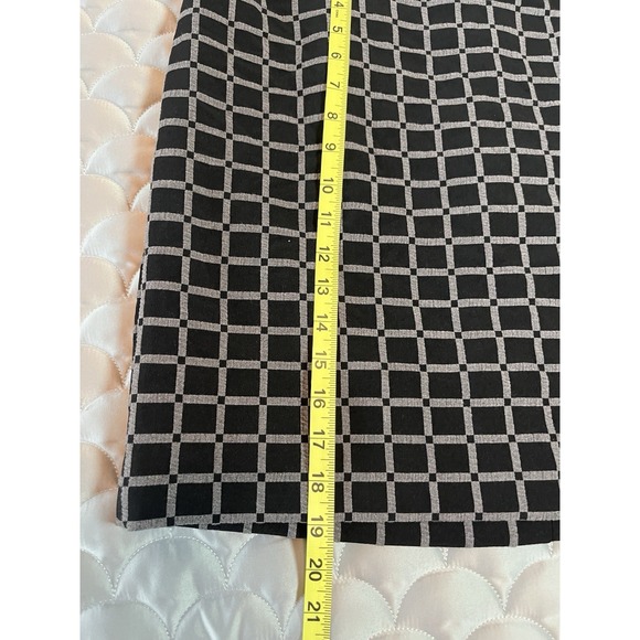 Ann Taylor LOFT Skirt Size 10 Black Gray Window Pane Lined Career Fall Winter - Picture 4 of 6